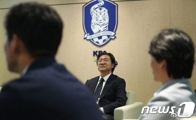 虽然在正式演出前就有各类流言充斥坊间，声称此次王菲演唱会“天价门票崩盘”。