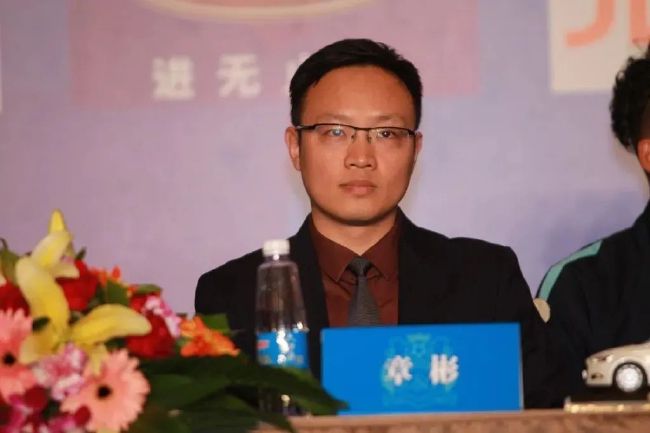 ，携手中国建设银行深圳分行带来多重观影福利，包括K11、壹方城、华强茂业在内的4条影旅主题线路上的热门商圈，刷【龙卡信用卡】，消费最高优惠66元，快乐一触即发~ []独家原创稿件，未经授权不得转载，违者将追究其相关法律责任 标签： 熊出没·年年有熊飞驰人生3熊猫计划之部落奇遇记镖人：风起大漠 ： 相关新闻 狂揽43亿，《飞驰人生3》的这个秘密藏不住了？